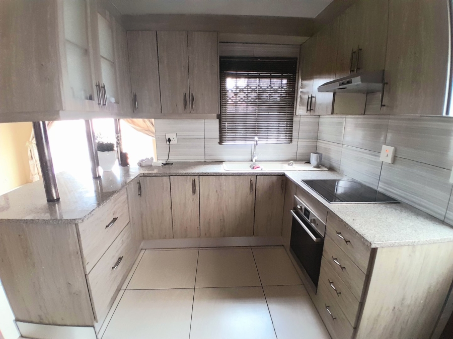 4 Bedroom Property for Sale in Klipfontein View Gauteng