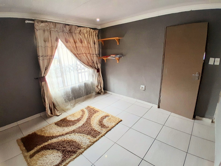 4 Bedroom Property for Sale in Klipfontein View Gauteng