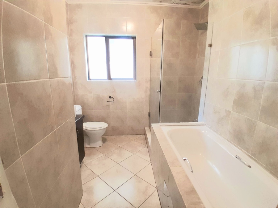 2 Bedroom Property for Sale in Carlswald Gauteng