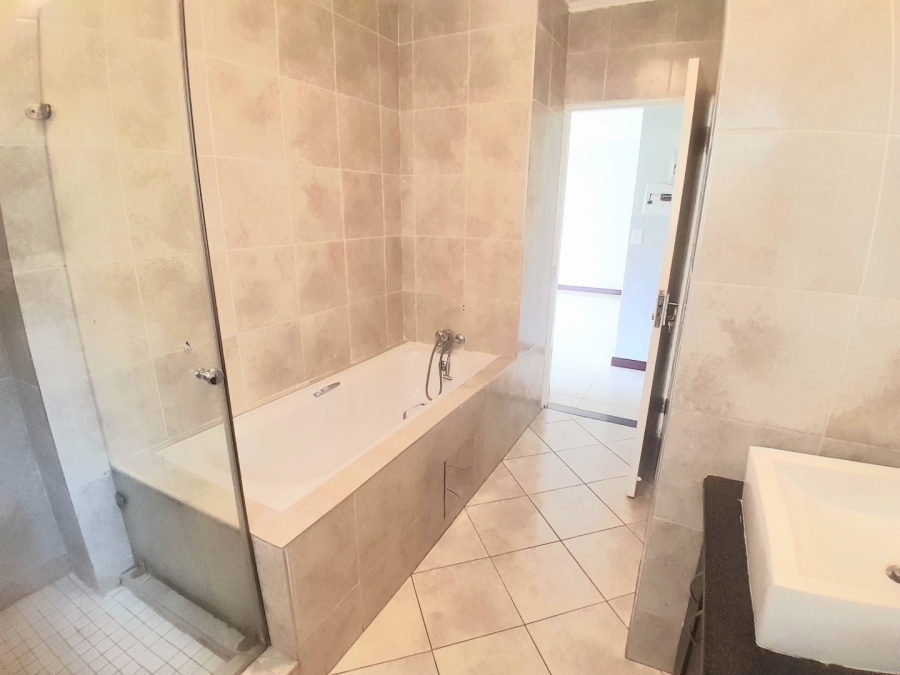 2 Bedroom Property for Sale in Carlswald Gauteng