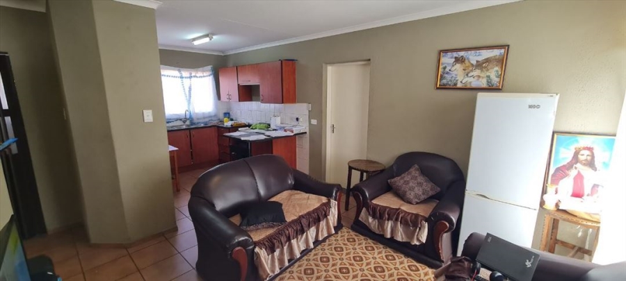 2 Bedroom Property for Sale in Terenure Gauteng