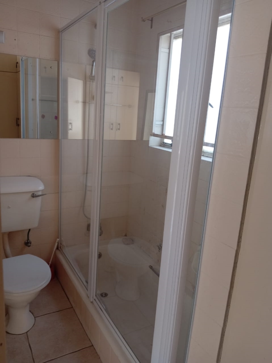 6 Bedroom Property for Sale in Florauna Gauteng