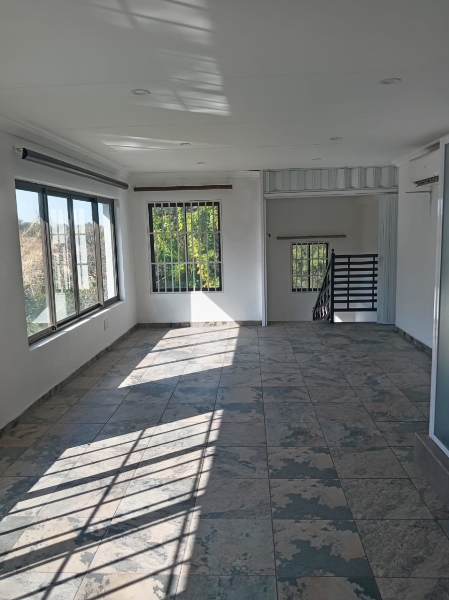 6 Bedroom Property for Sale in Florauna Gauteng