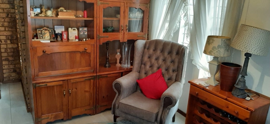 3 Bedroom Property for Sale in Glen Marais Gauteng