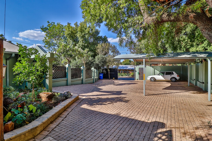  Bedroom Property for Sale in Pretoria North Gauteng