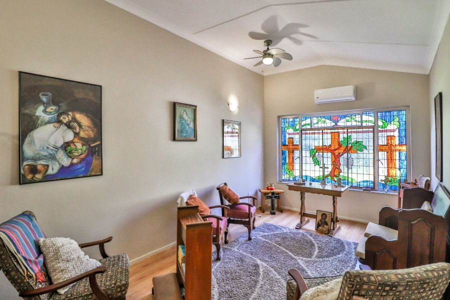  Bedroom Property for Sale in Pretoria North Gauteng