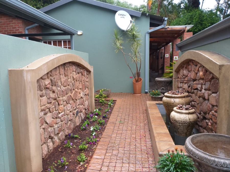  Bedroom Property for Sale in Pretoria North Gauteng