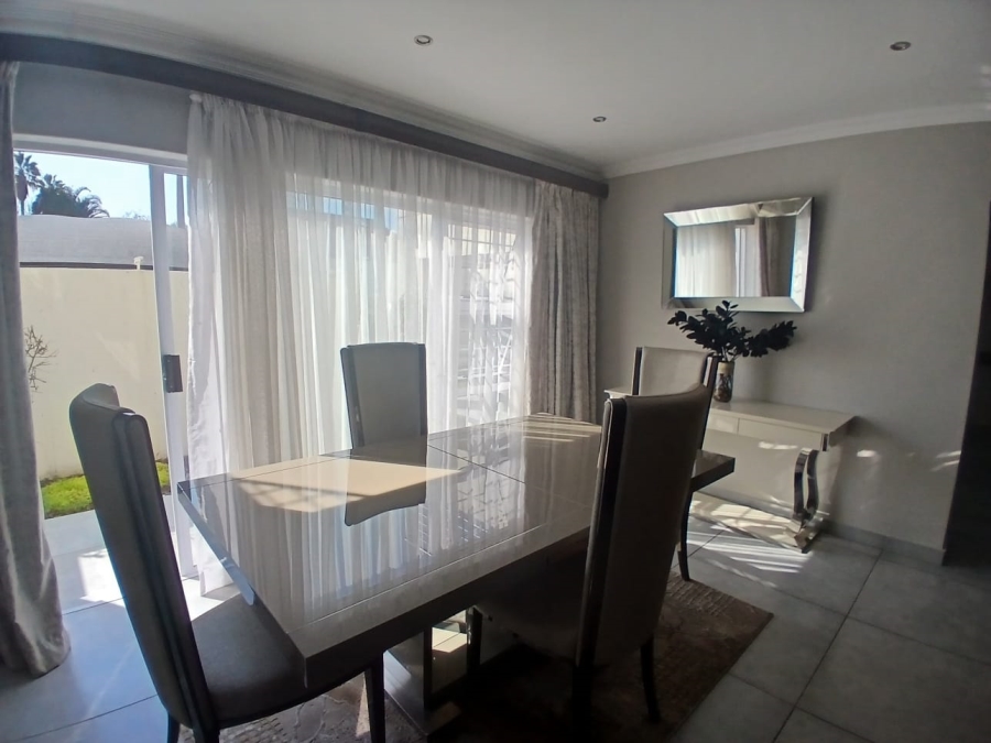 3 Bedroom Property for Sale in Edenvale Central Gauteng