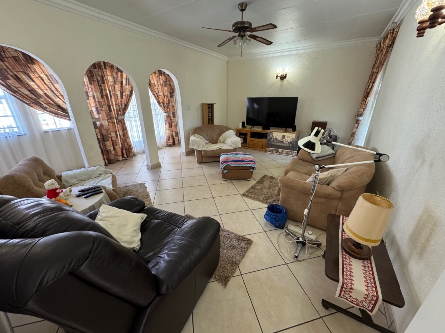 3 Bedroom Property for Sale in Van Riebeeck Park Gauteng