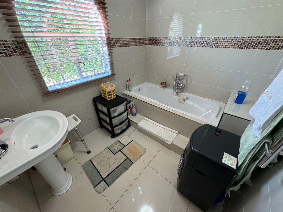3 Bedroom Property for Sale in Van Riebeeck Park Gauteng