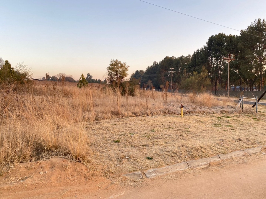  Bedroom Property for Sale in Glen Austin Gauteng