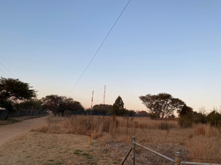  Bedroom Property for Sale in Glen Austin Gauteng