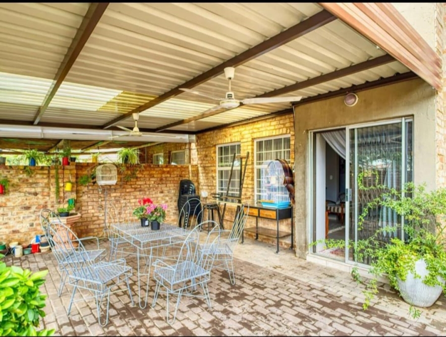 3 Bedroom Property for Sale in Montana Tuine Gauteng