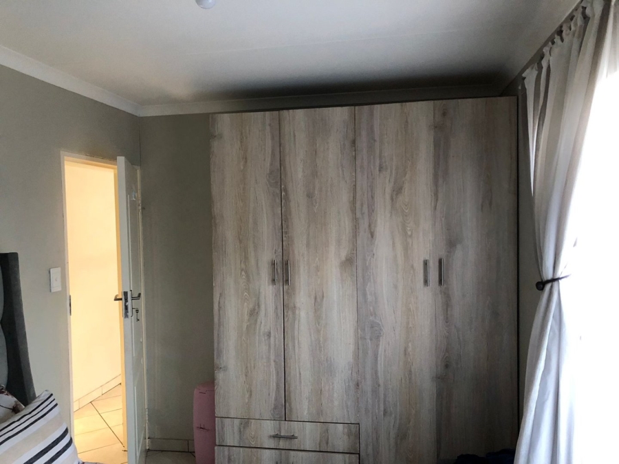 2 Bedroom Property for Sale in Alliance Gauteng