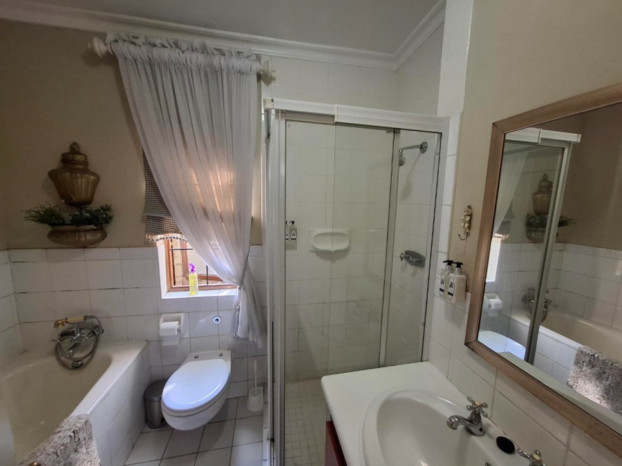 12 Bedroom Property for Sale in Arcadia Gauteng