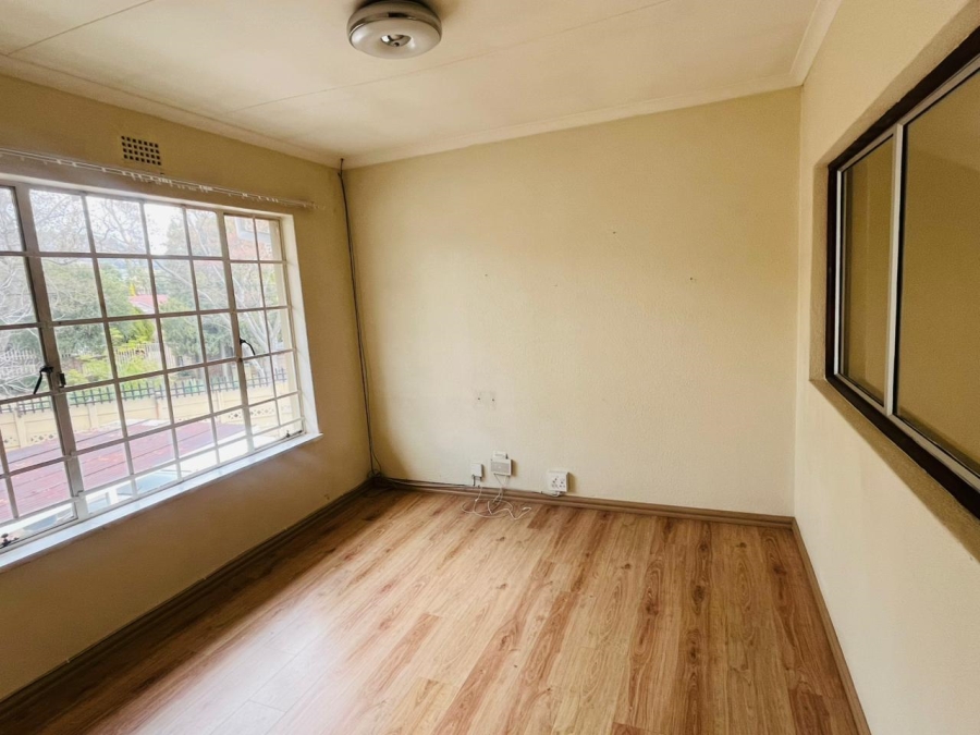 3 Bedroom Property for Sale in Strubensvallei Gauteng