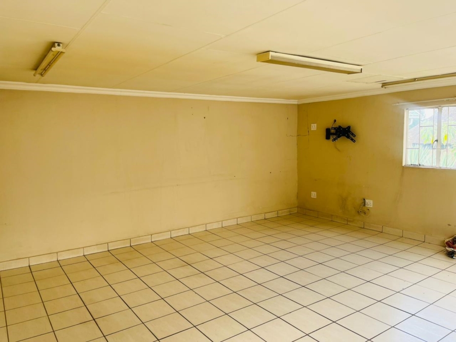 3 Bedroom Property for Sale in Strubensvallei Gauteng