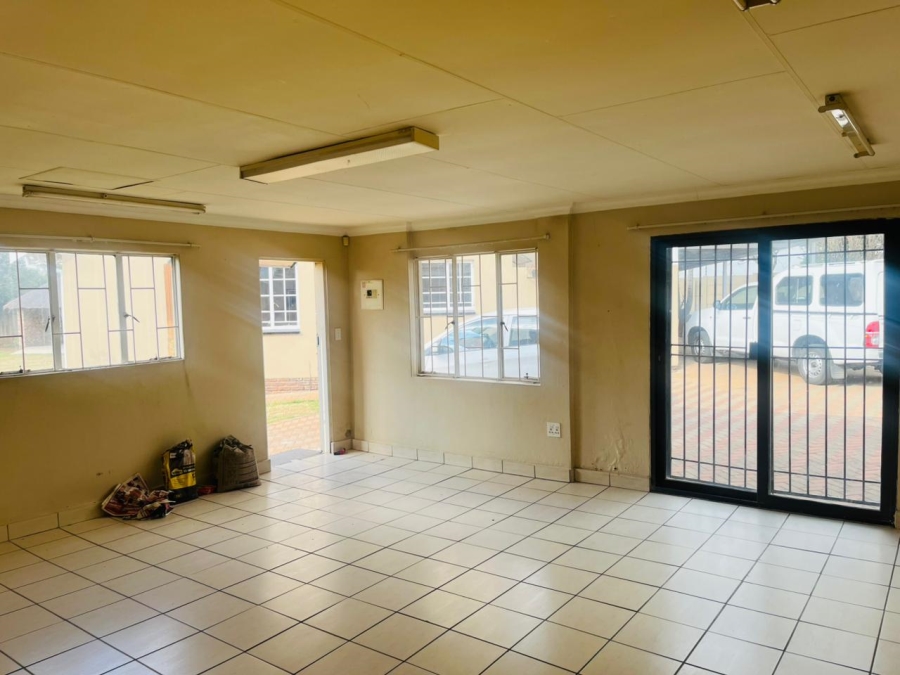 3 Bedroom Property for Sale in Strubensvallei Gauteng