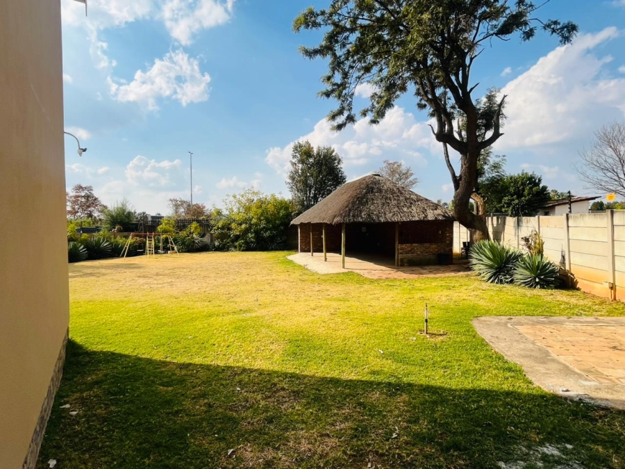 3 Bedroom Property for Sale in Strubensvallei Gauteng