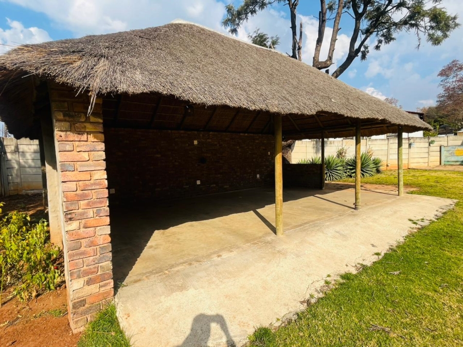 3 Bedroom Property for Sale in Strubensvallei Gauteng