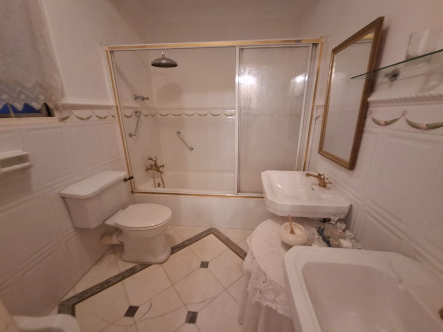 8 Bedroom Property for Sale in Muckleneuk Gauteng