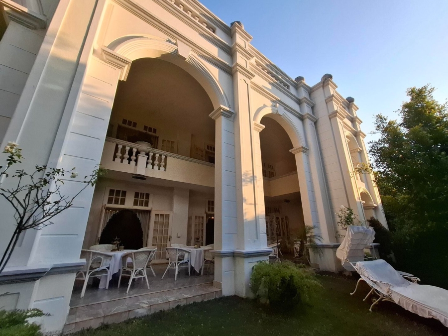 8 Bedroom Property for Sale in Muckleneuk Gauteng
