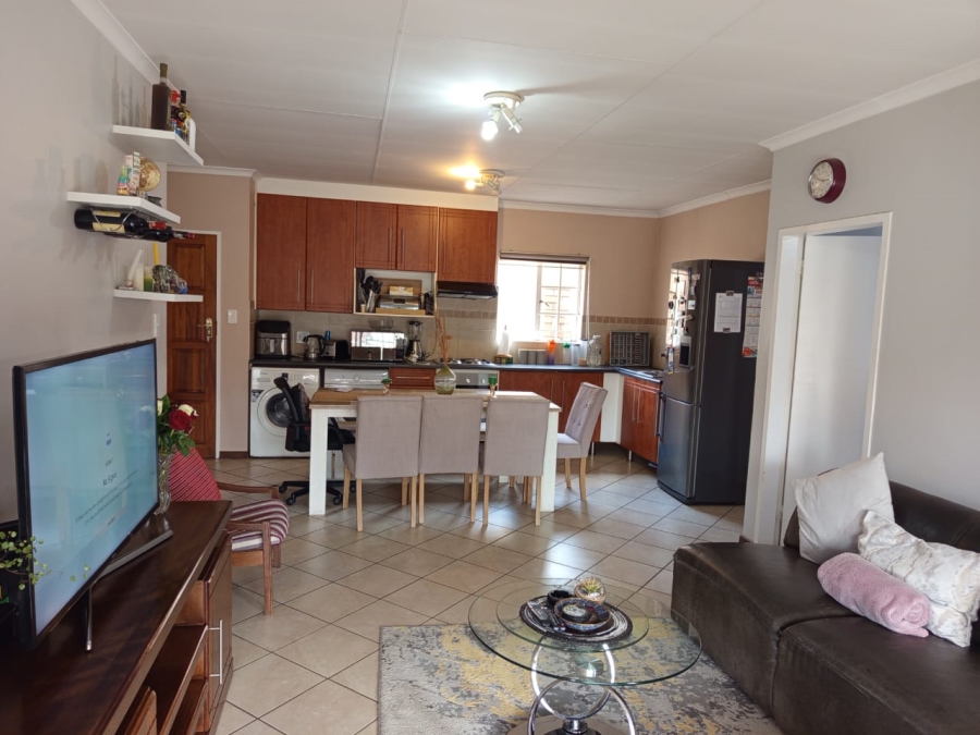 3 Bedroom Property for Sale in Erand Gardens Gauteng