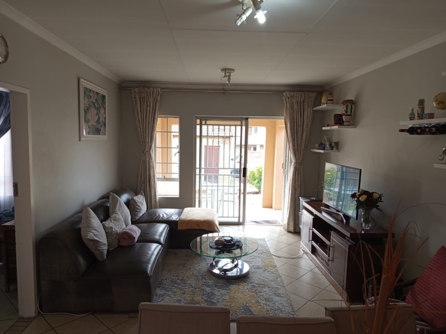 3 Bedroom Property for Sale in Erand Gardens Gauteng
