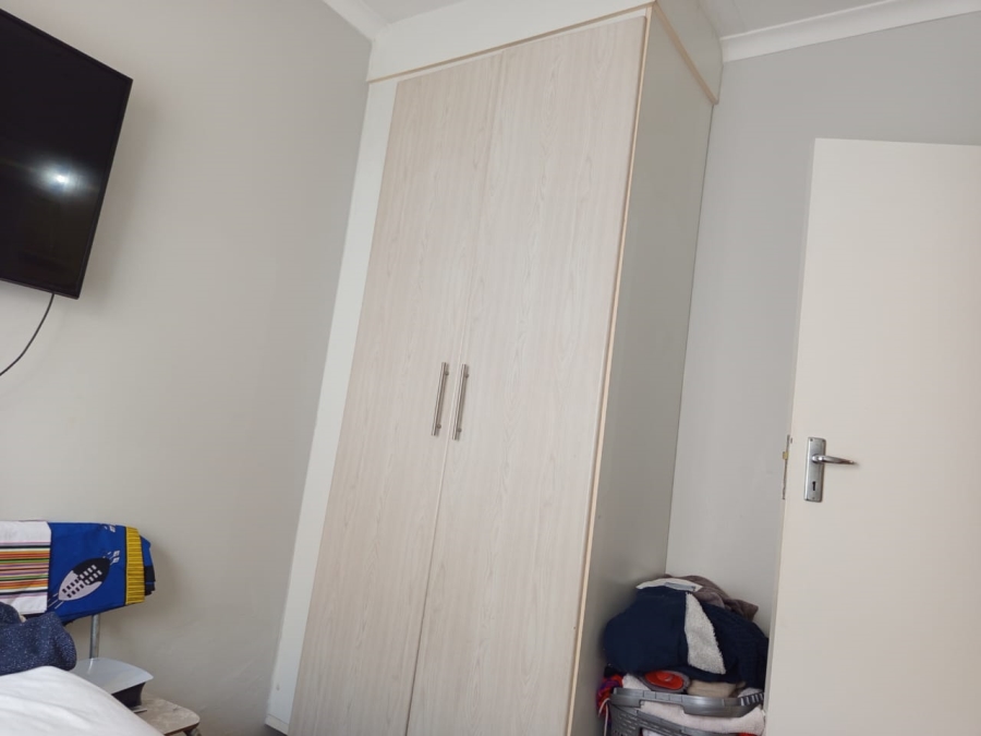 3 Bedroom Property for Sale in Erand Gardens Gauteng