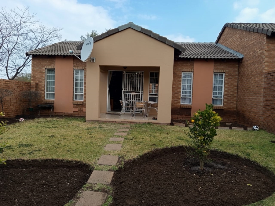 3 Bedroom Property for Sale in Erand Gardens Gauteng