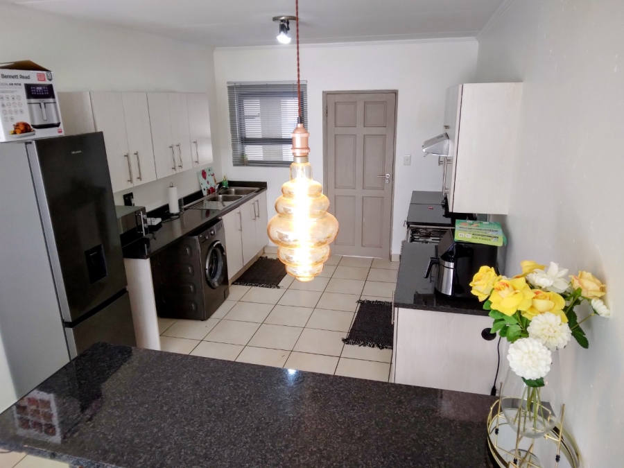 To Let 3 Bedroom Property for Rent in Lonehill Gauteng
