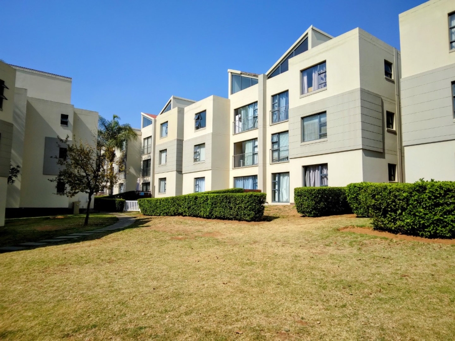 To Let 3 Bedroom Property for Rent in Lonehill Gauteng