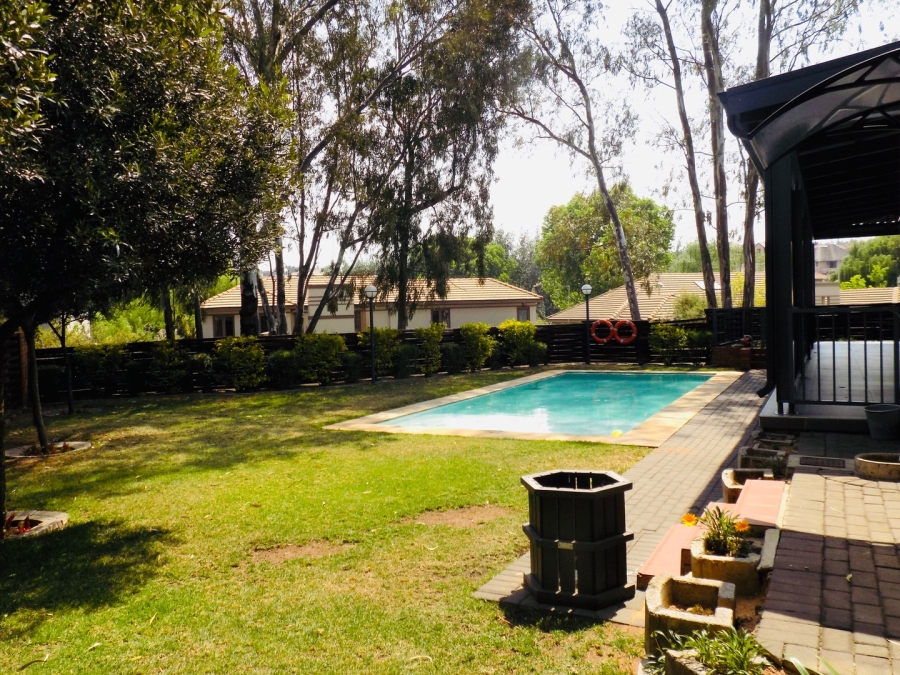 2 Bedroom Property for Sale in Kyalami Hills Gauteng