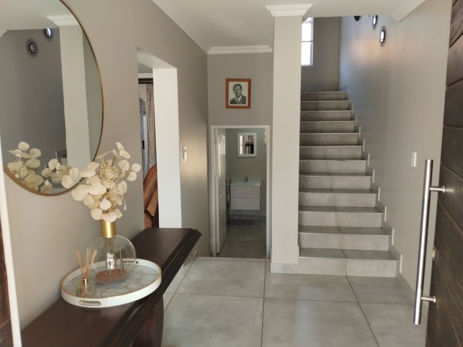 3 Bedroom Property for Sale in Edenvale Central Gauteng