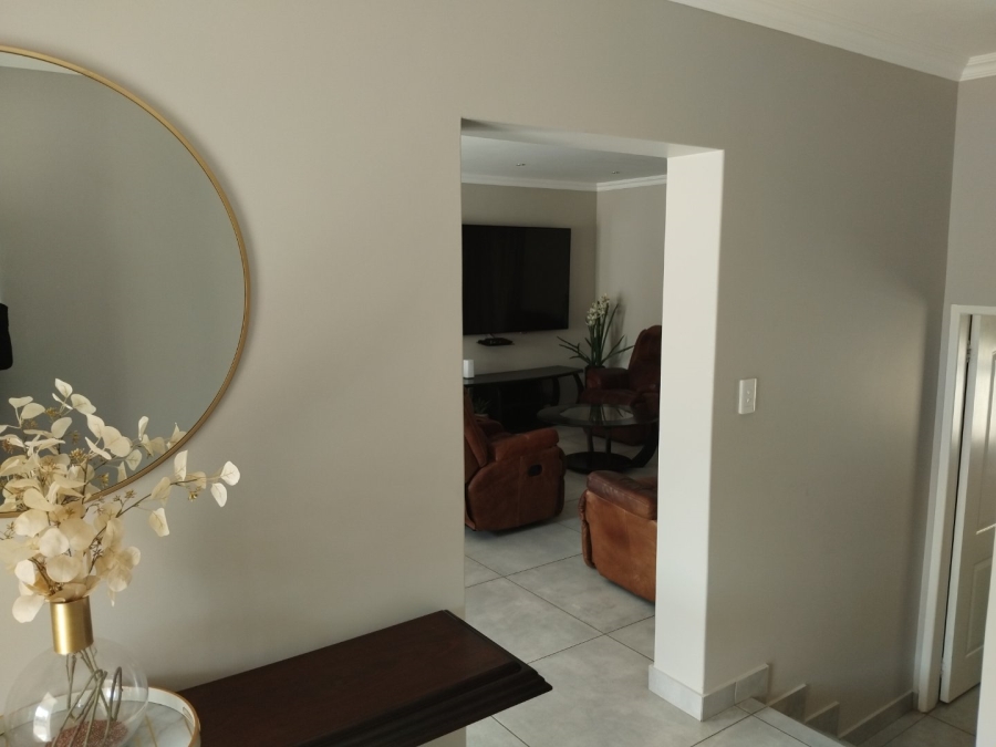 3 Bedroom Property for Sale in Edenvale Central Gauteng