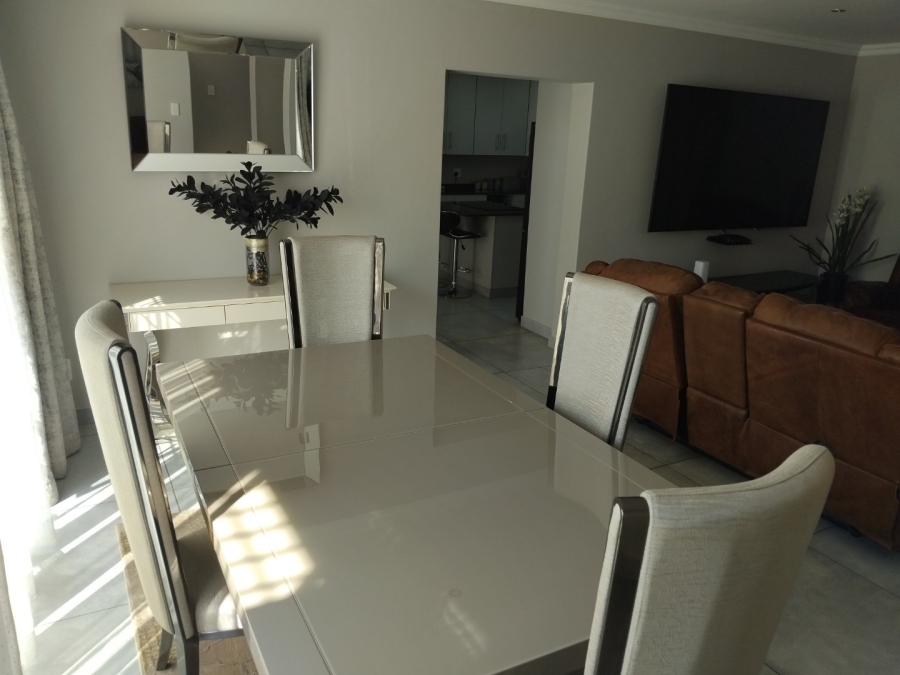 3 Bedroom Property for Sale in Edenvale Central Gauteng