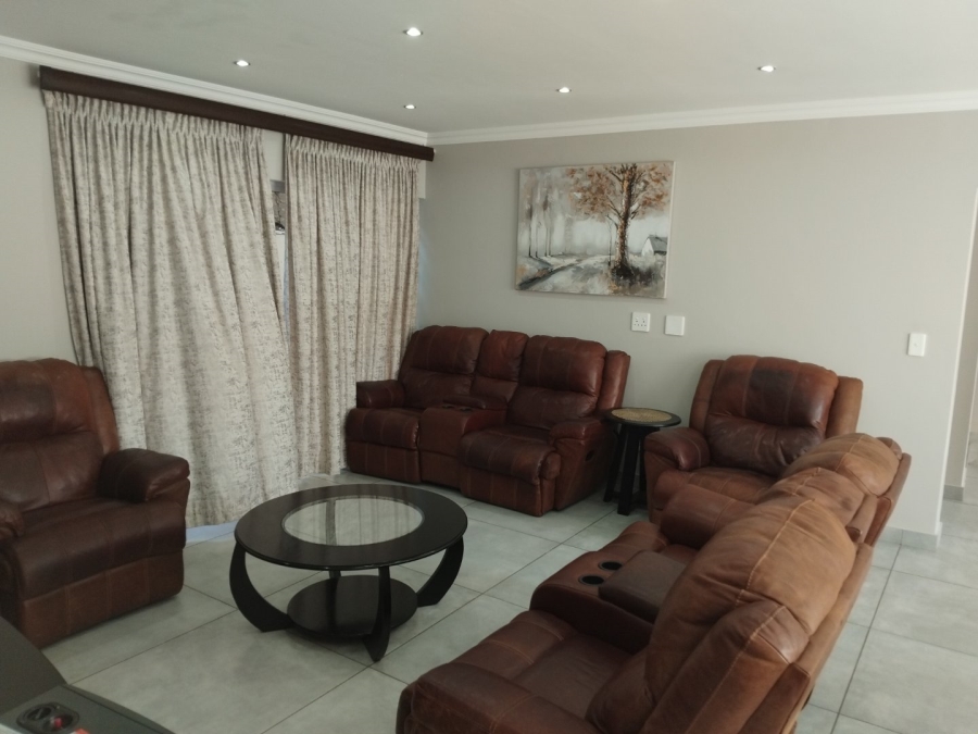 3 Bedroom Property for Sale in Edenvale Central Gauteng