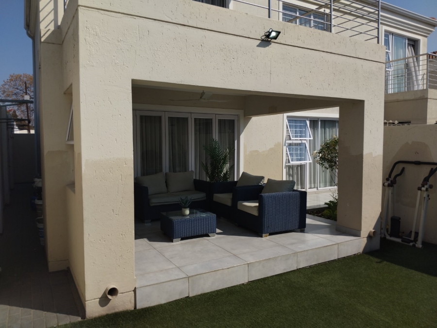 3 Bedroom Property for Sale in Edenvale Central Gauteng