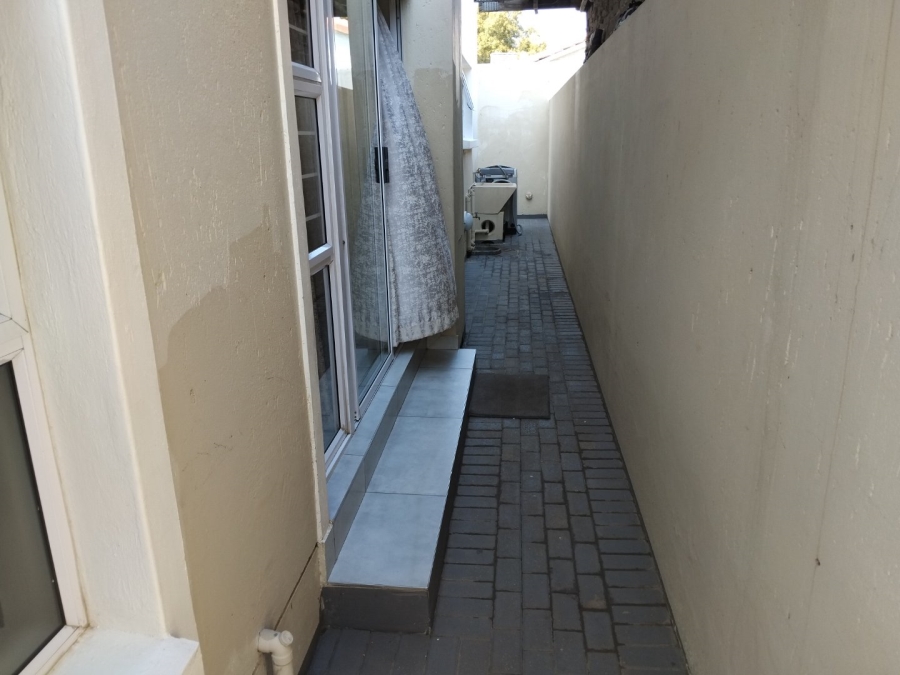 3 Bedroom Property for Sale in Edenvale Central Gauteng