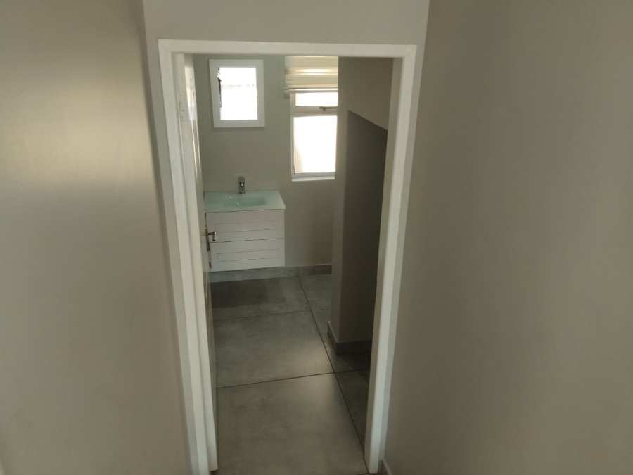 3 Bedroom Property for Sale in Edenvale Central Gauteng