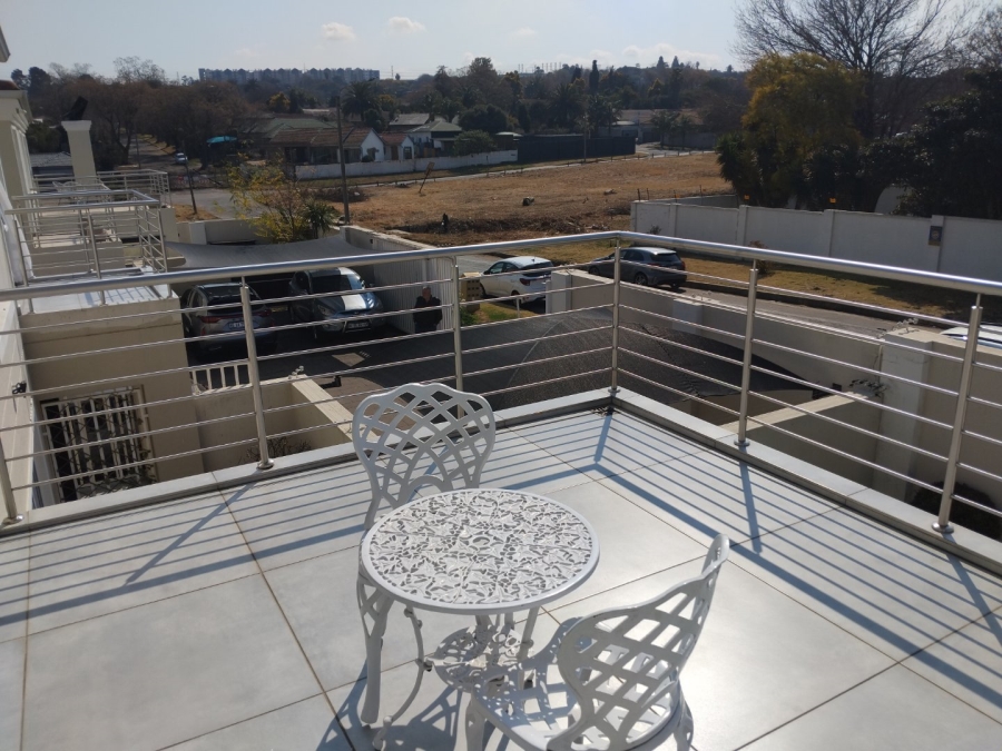 3 Bedroom Property for Sale in Edenvale Central Gauteng