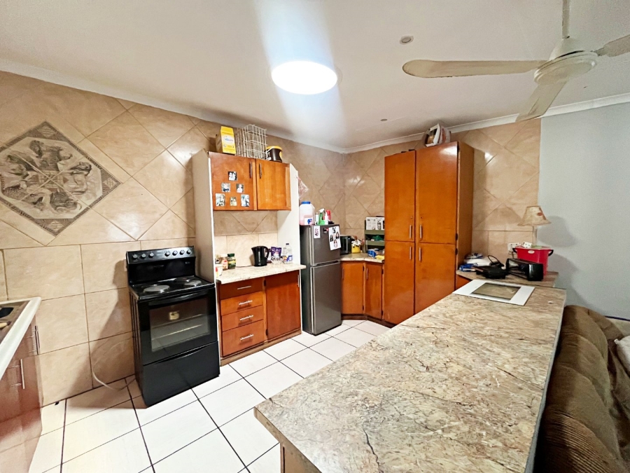 5 Bedroom Property for Sale in Valhalla Gauteng