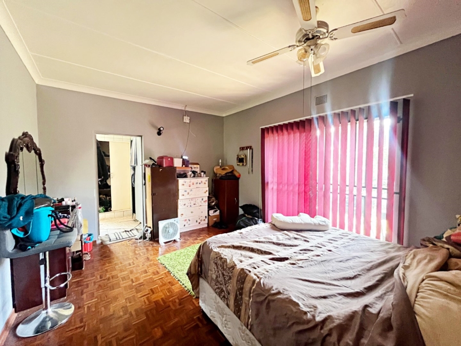 5 Bedroom Property for Sale in Valhalla Gauteng