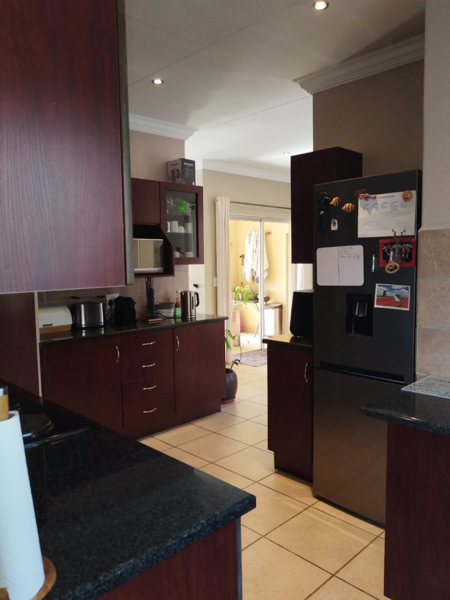 3 Bedroom Property for Sale in Equestria Gauteng