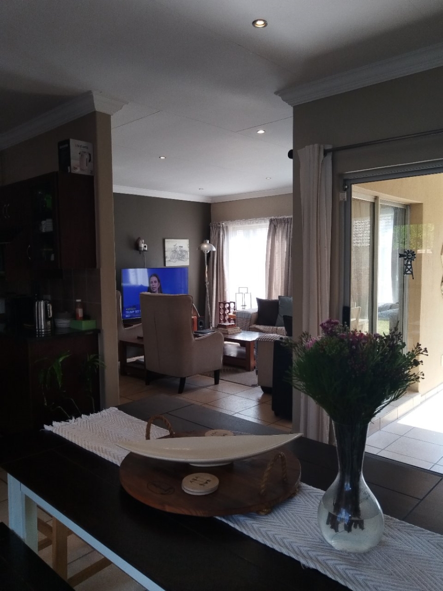 3 Bedroom Property for Sale in Equestria Gauteng