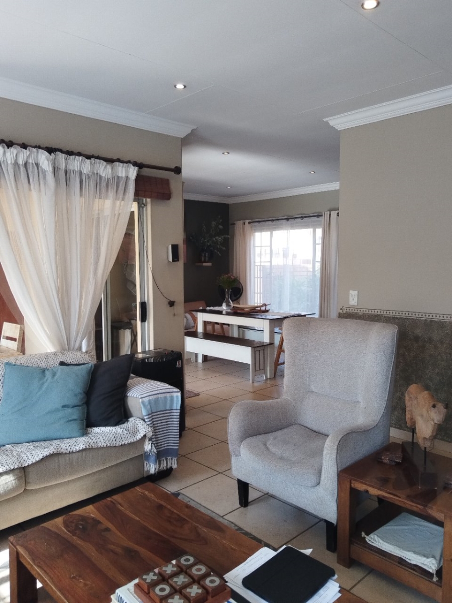 3 Bedroom Property for Sale in Equestria Gauteng