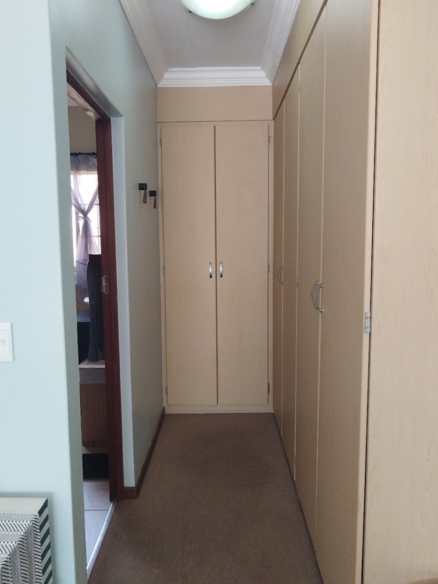 3 Bedroom Property for Sale in Equestria Gauteng