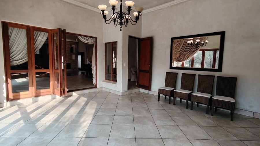 3 Bedroom Property for Sale in Eldoraigne Gauteng