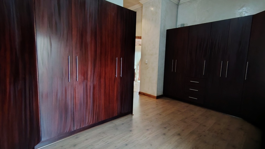 3 Bedroom Property for Sale in Eldoraigne Gauteng