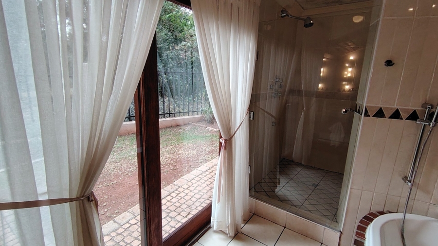 3 Bedroom Property for Sale in Eldoraigne Gauteng